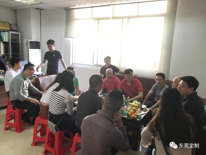 高爾夫球具套裝專業(yè)定制服務介紹