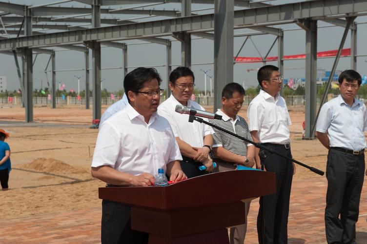 高爾夫球桿球頭材料選擇與性能詳解