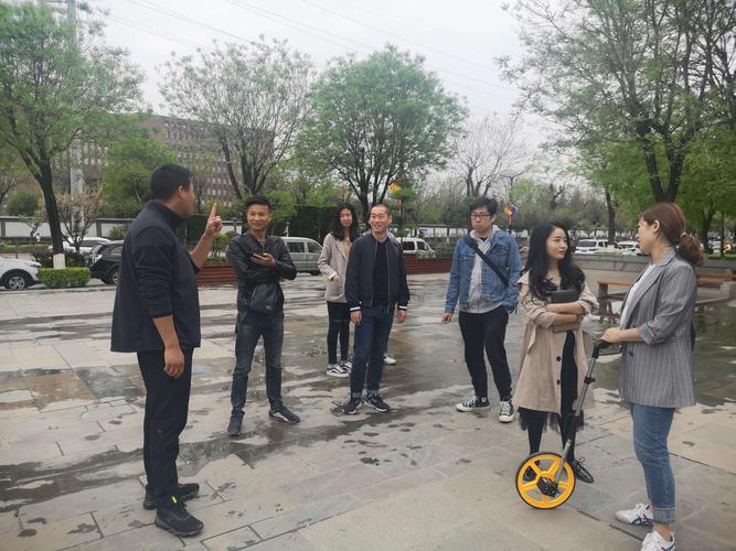 高爾夫握把防滑設(shè)計(jì)讓握桿更穩(wěn)使用體驗(yàn)