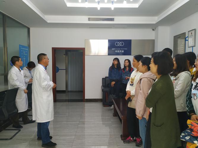 高爾夫球桿球頭材料性能對比及推薦