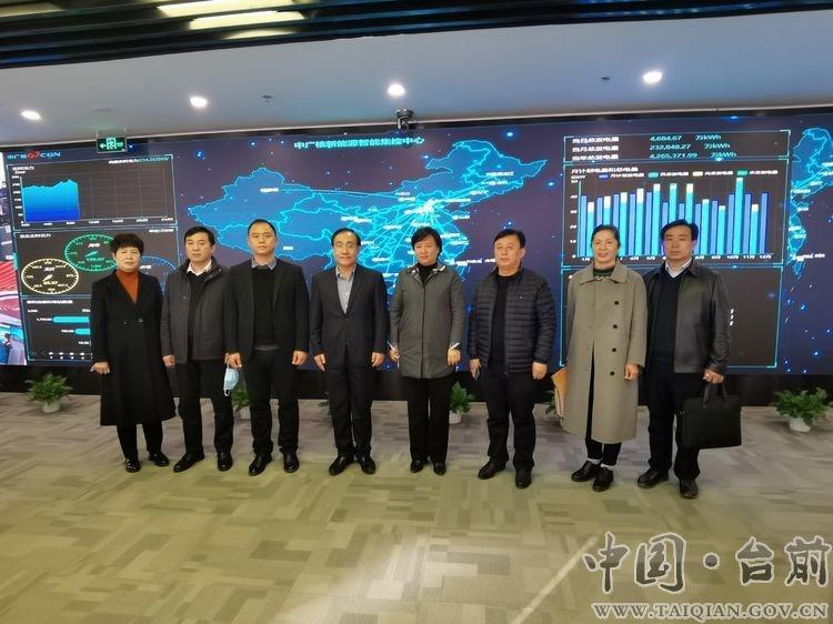 高爾夫球具套裝選購(gòu)哪個(gè)好更值